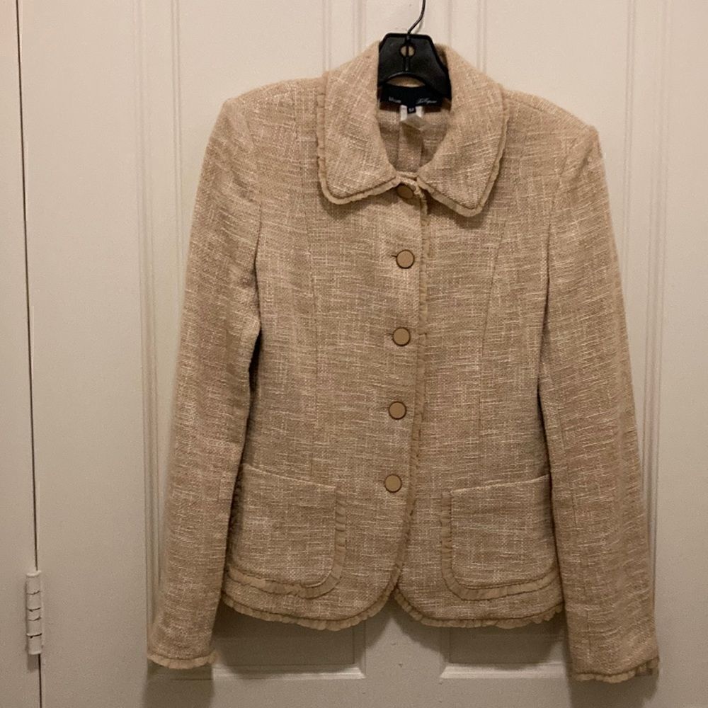 Les Copains Blue Ladies Tan Tweed Chanel Style Jacket. Made in Italy.